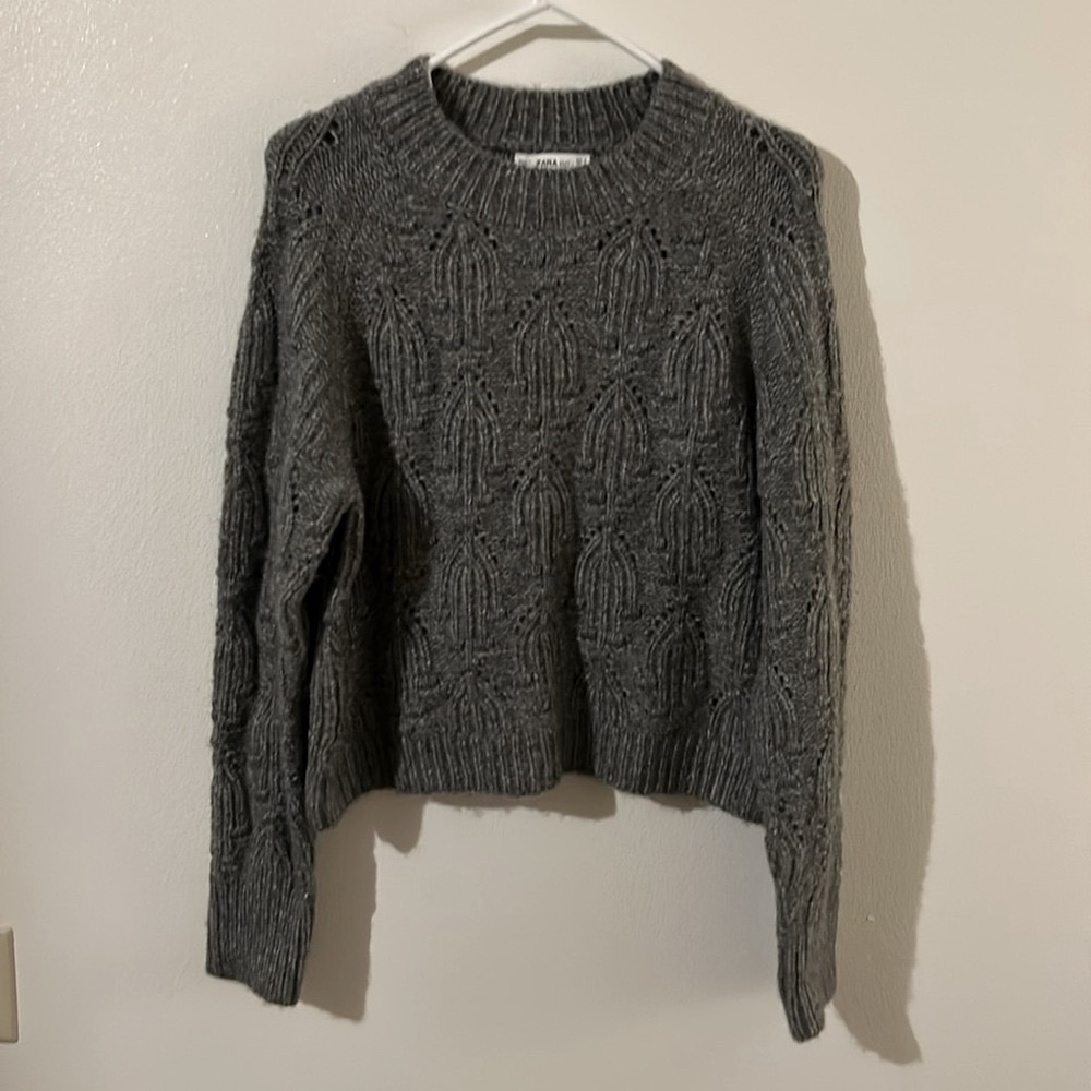 Classic Zara Gray Cable Knit Women Acrylic/Nylon/Wool PullOver Crew Neck Sweater